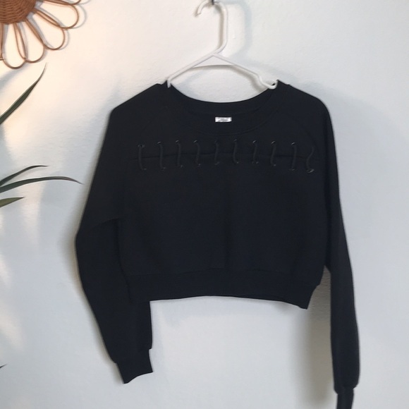 Buff Bunny Black Catalyst Cropped Sweatshirt - Picture 5 of 6